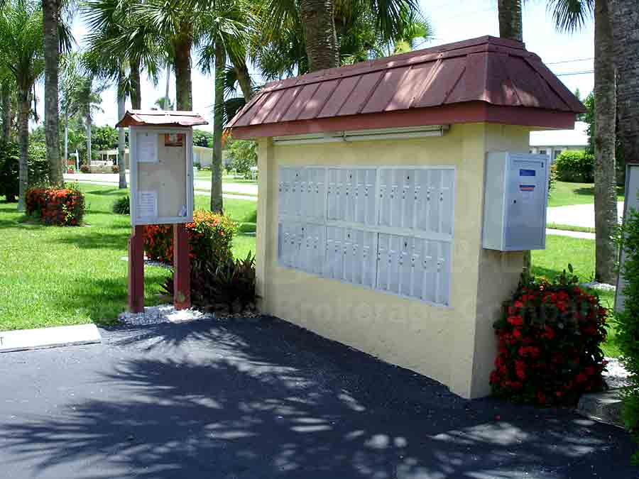 ROYAL BAY VILLAS Mailboxes